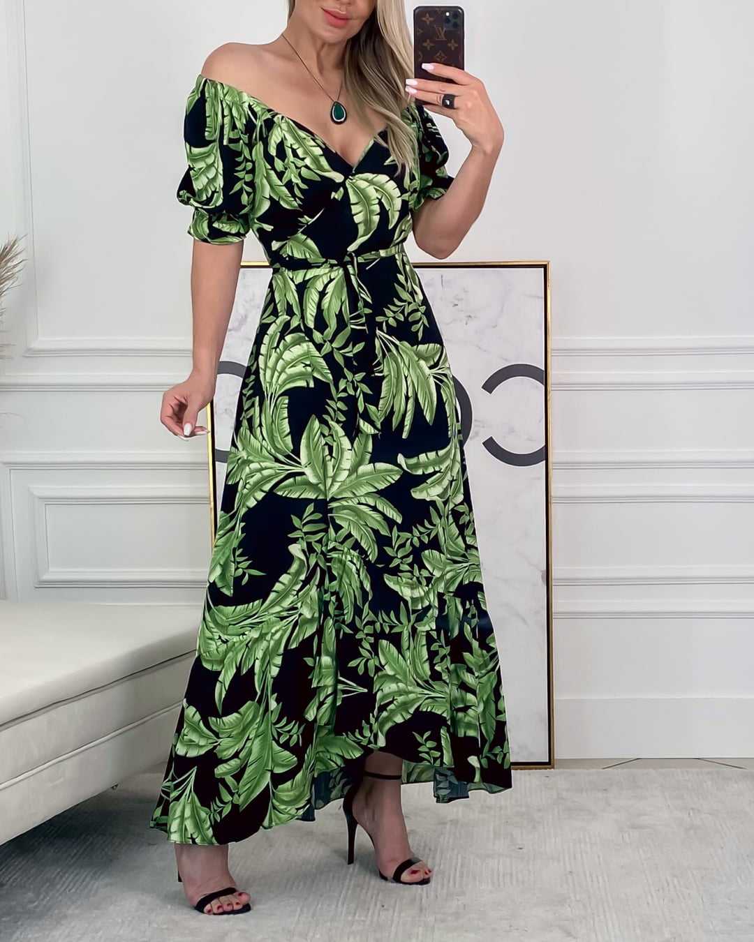 vestido folhas verdes
